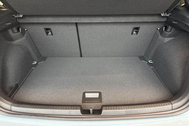VOLKSWAGEN Polo Photo 9