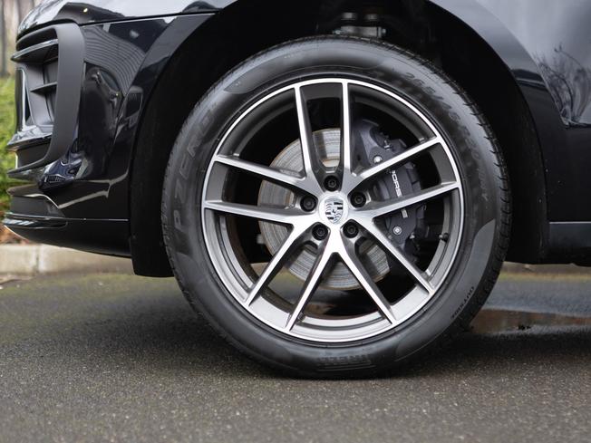 PORSCHE Macan Photo 4