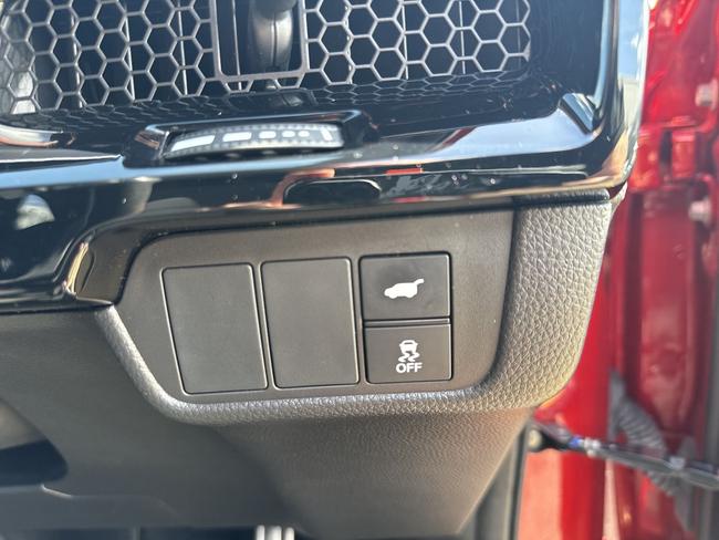 Honda CR-V Photo c6dbb8b8-c0b7-4981-8e98-ff6af1247878.jpg