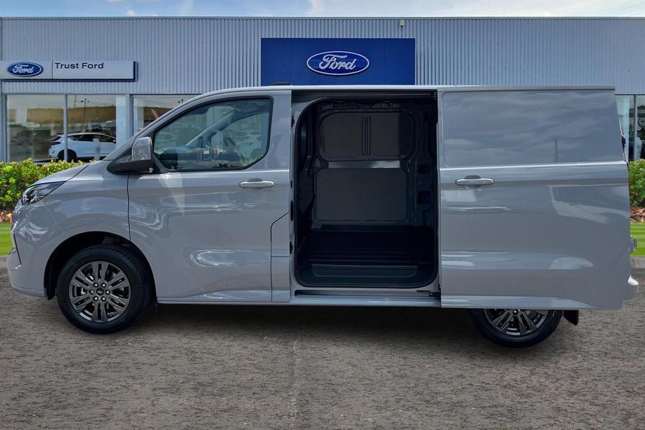 Used Ford TRANSIT CUSTOM CUSTOM43 6