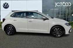 VOLKSWAGEN Polo Photo 4