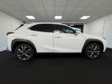 Lexus UX Photo 6