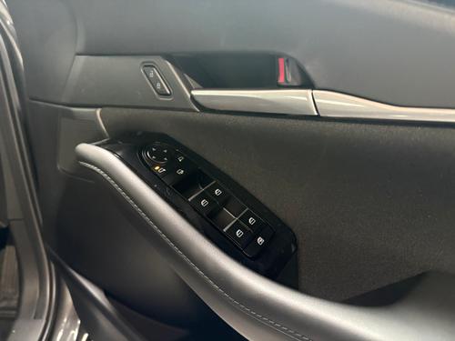 Mazda CX-30 Photo c75a9d71-d744-44e5-86b9-c17800d0a2a6.JPG