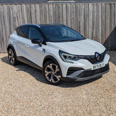 Used 2021 Renault Captur 1.6 E-TECH RS Line SUV 5dr Petrol Hybrid Auto Euro 6 (s/s) (145 ps) at Harwoods Garage