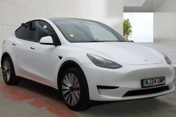 Used 2024 TESLA MODEL Y RWD 5dr Auto White at SERE Motors