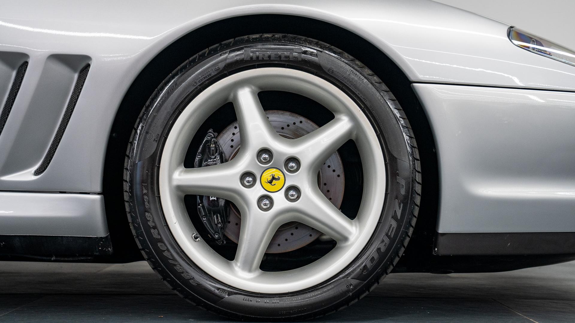 Ferrari 550 Maranello Photo c79a1a6f-adcb-4856-9d99-106ec6a11811.jpg