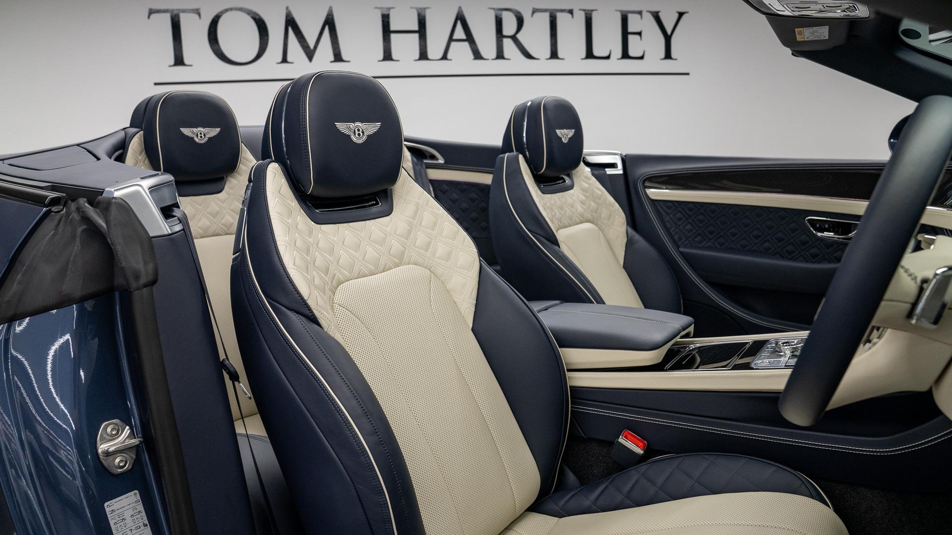 Bentley Continental Photo c7a5b123-c53a-4670-a5c1-4a2f877b5736.jpg