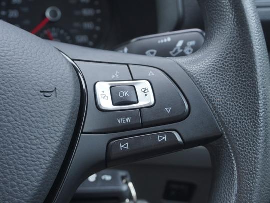Volkswagen Crafter Photo c7aa53b7-abf3-404d-ae4a-44433aad309c.jpg