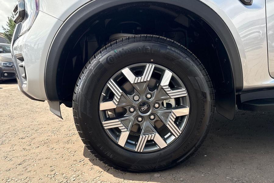 Ford RANGER Photo c7c330ce-1dfc-4dca-809b-a0f66ceecf0e.jpg