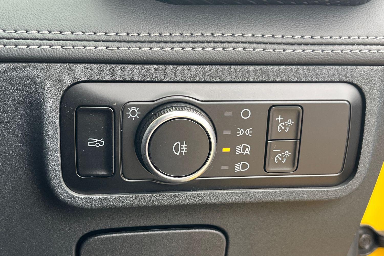 Ford MUSTANG Photo 24