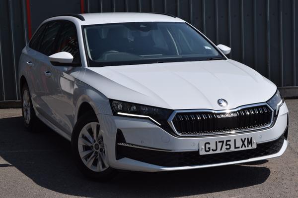 Used 2025 Skoda OCTAVIA 2.0 TDI 150 SE Technology 5dr DSG White at SERE Motors