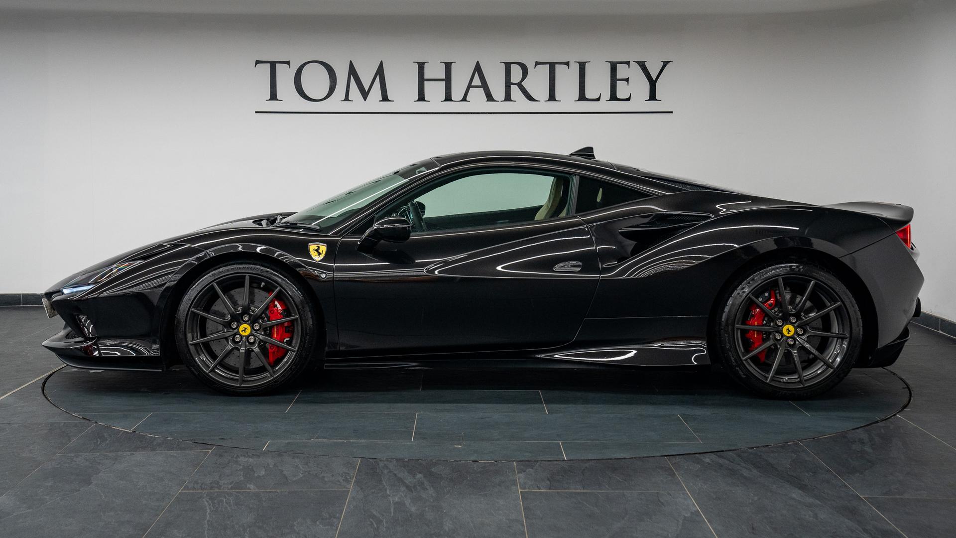 Ferrari F8 Photo c7d16444-c936-4103-b870-f1debefa8bc5.jpg