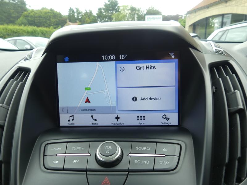 Ford Kuga Photo c7d19f09-d07c-4f45-b87d-09baf4015796.jpg