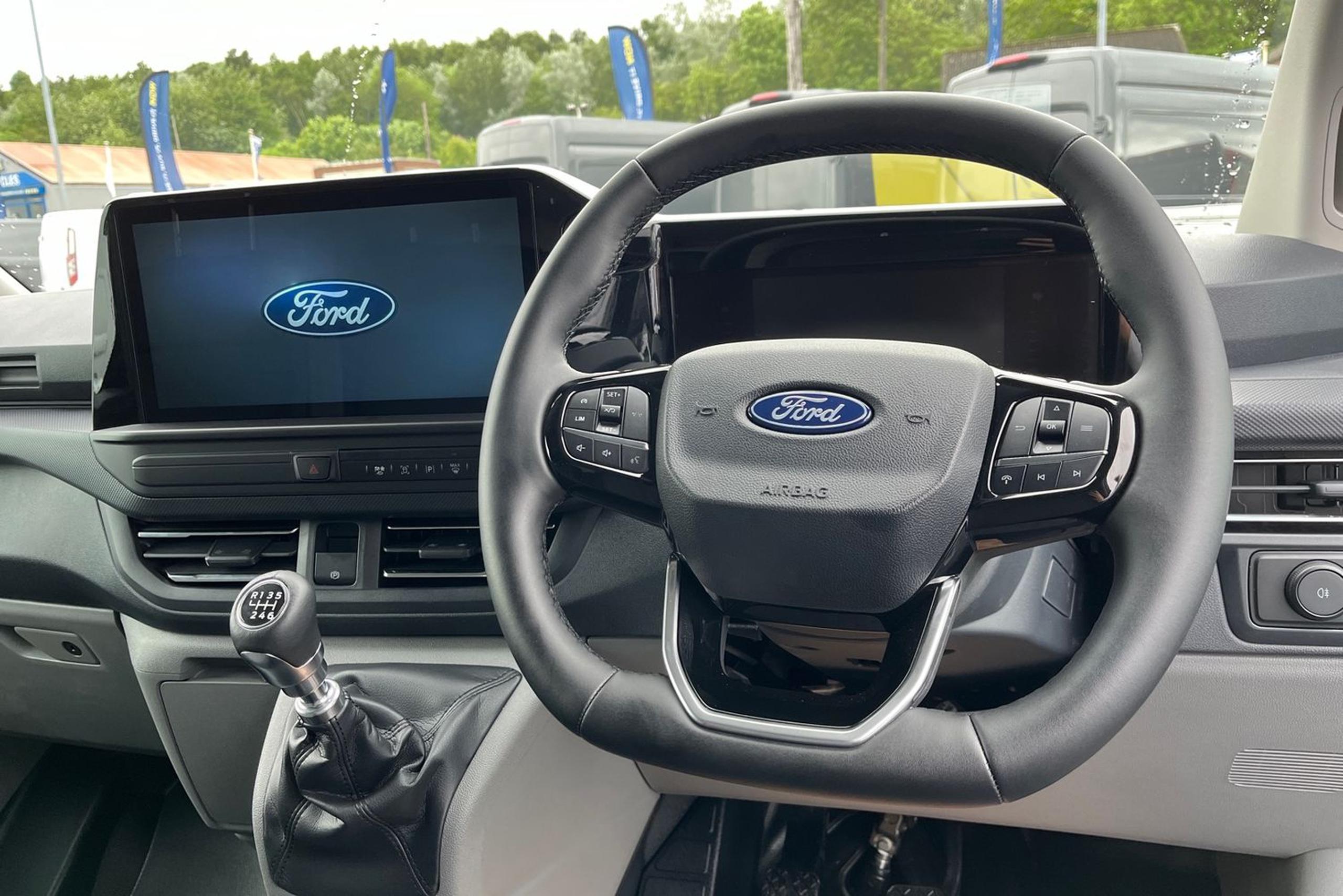 Ford TRANSIT CUSTOM Photo 8