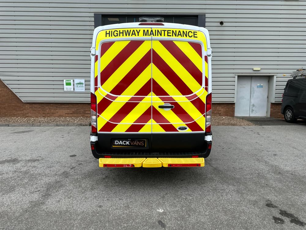 Ford Transit Photo c7df6e59-23c9-446f-a0c8-acc63b8063f2.jpg