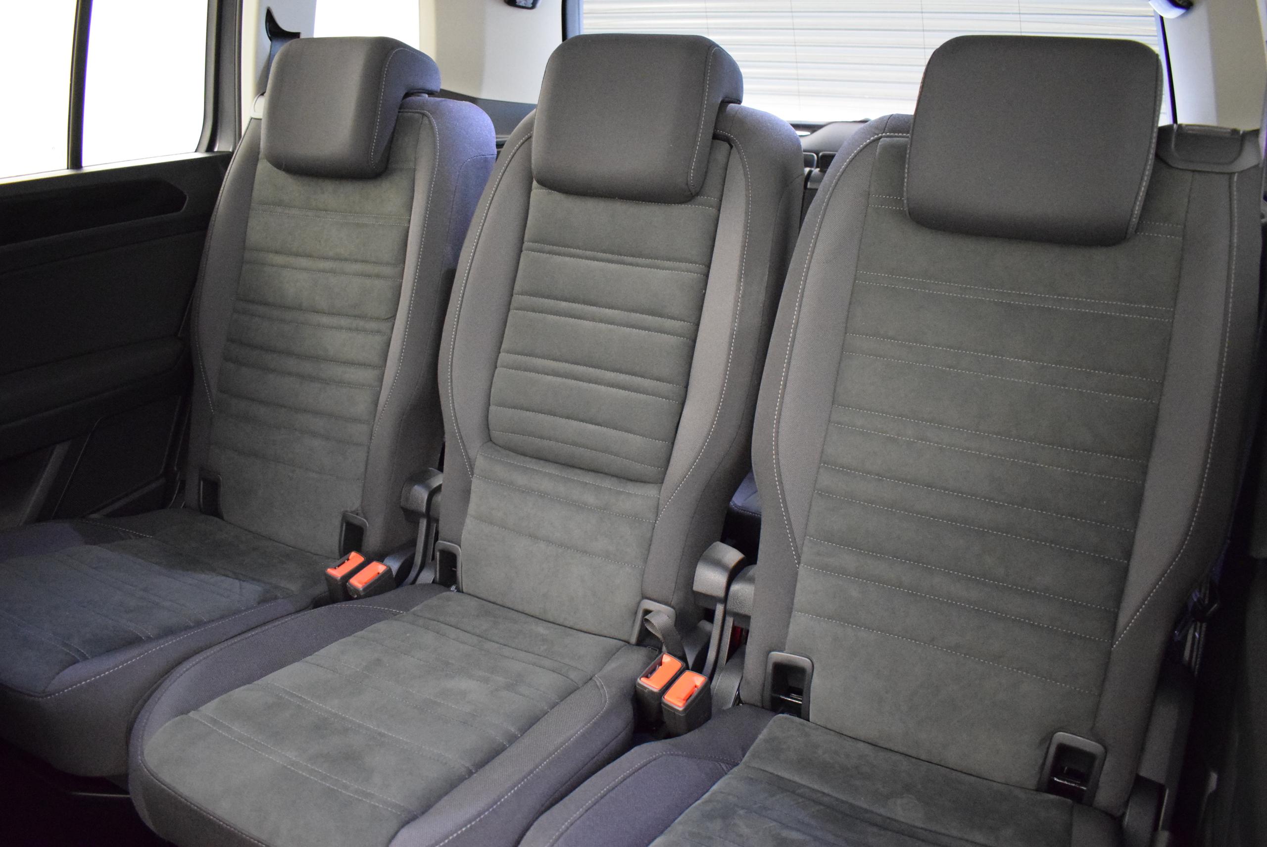 Vw hotsell touran isofix