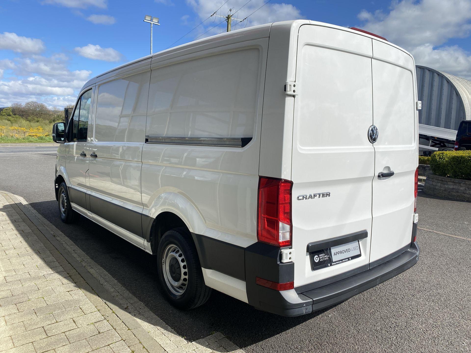 2023 Volkswagen CRAFTER CR30 MWB FWD 2.0 TDI 102PS Startline High Roof Van - vehicle photo 5 for sale on PureCar
