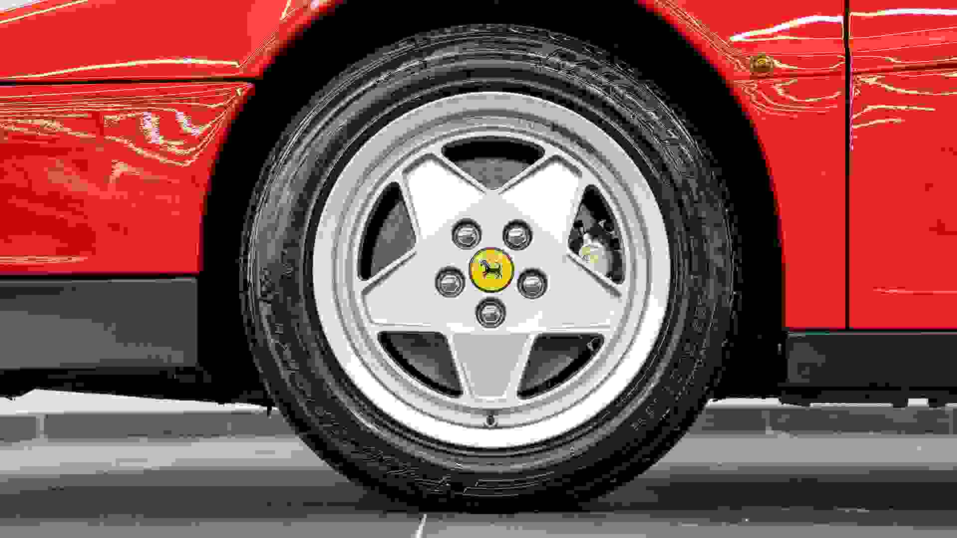 Ferrari Testarossa Photo c83bb69c-b36c-4a20-9a81-7f47eb0617b4.jpg
