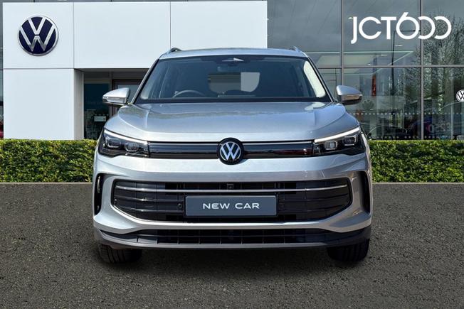 VOLKSWAGEN Tiguan  Photo 8