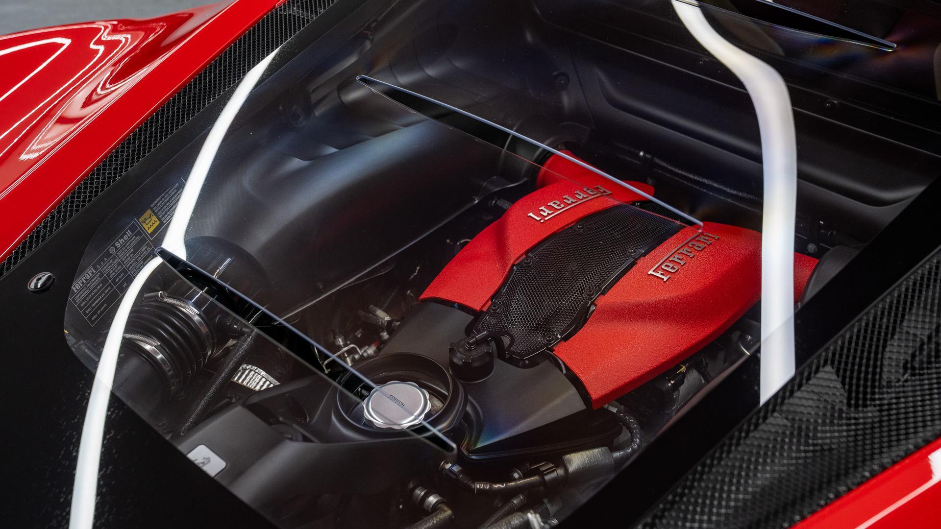 Ferrari F8 Photo c850ab06-2776-4a3d-a654-6a32f4cf02f8.jpg
