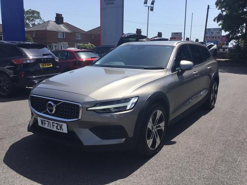 Volvo V60 Cross Country Photo c8545c6b-e0ac-464e-b097-9f02cf61257d.JPG