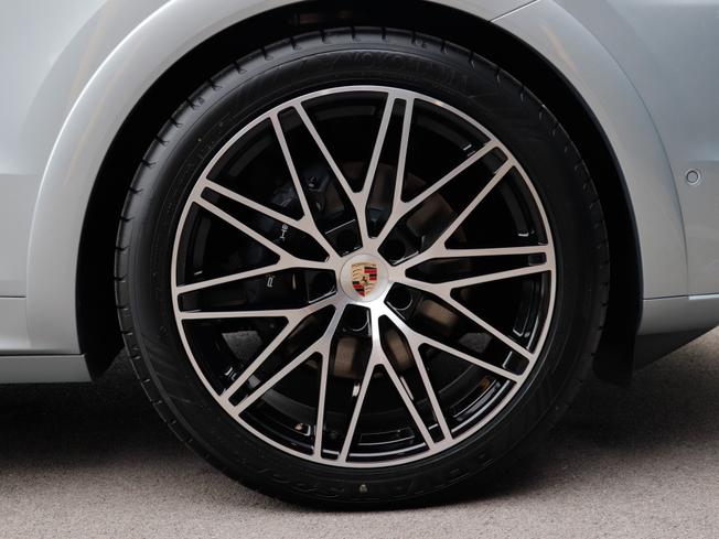 PORSCHE Cayenne Photo 4
