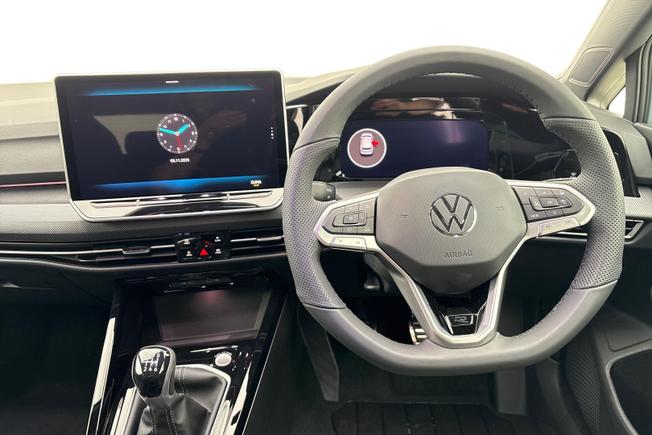 VOLKSWAGEN Golf Photo 11