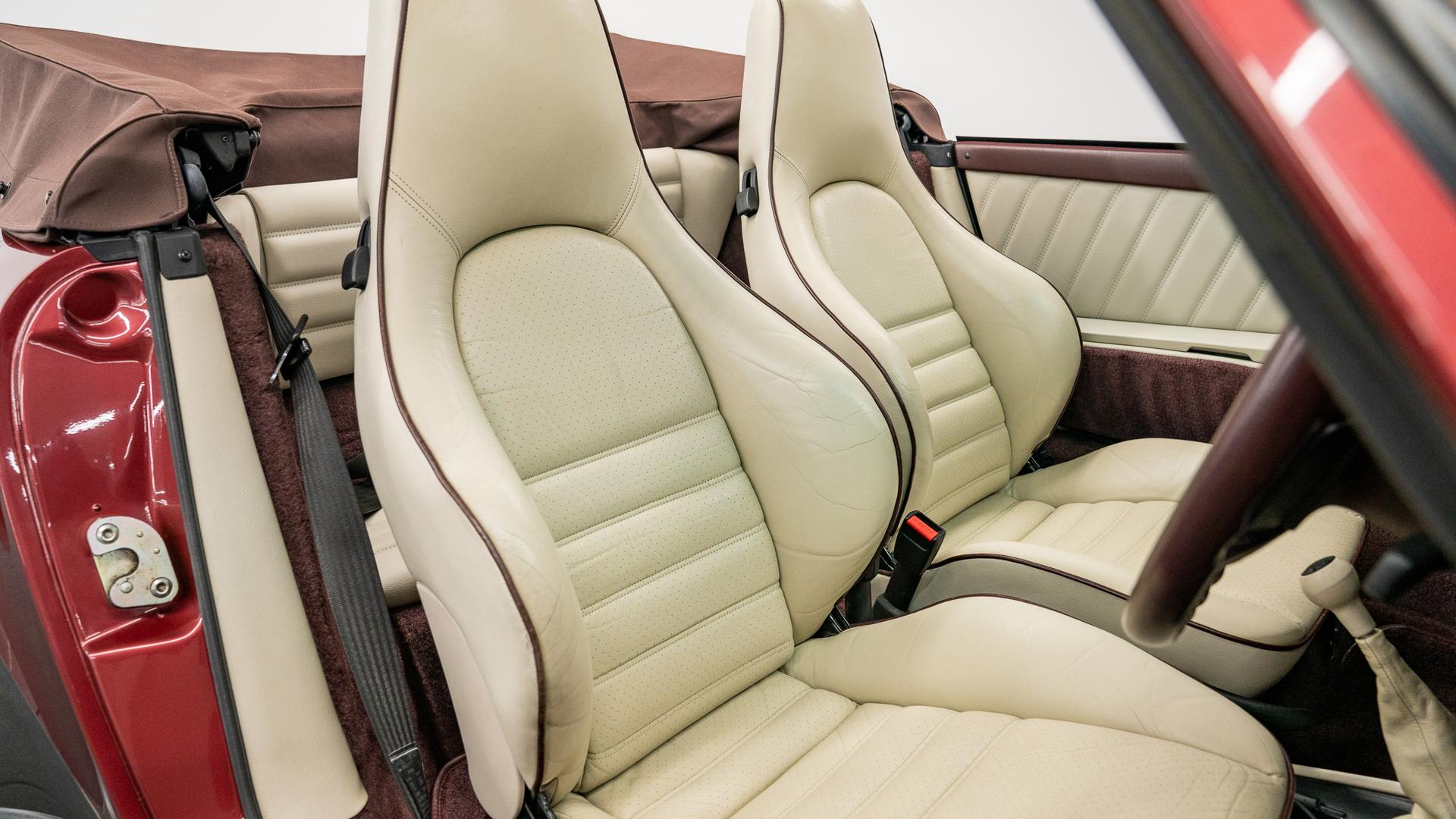 Porsche 911 Super Sport Cabriolet Photo c85d35db-eaab-4298-b249-655cc5940fb1.jpg