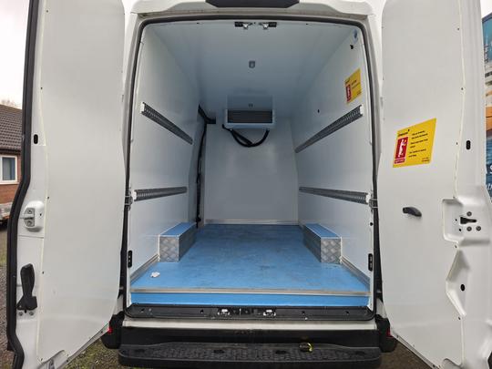 Iveco DAILY FRIDGE Photo