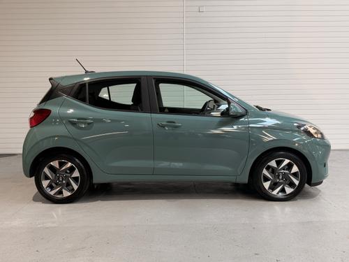 Hyundai i10 Photo c883aeaa-6adf-4e08-95d7-5b9ec7176690.jpeg