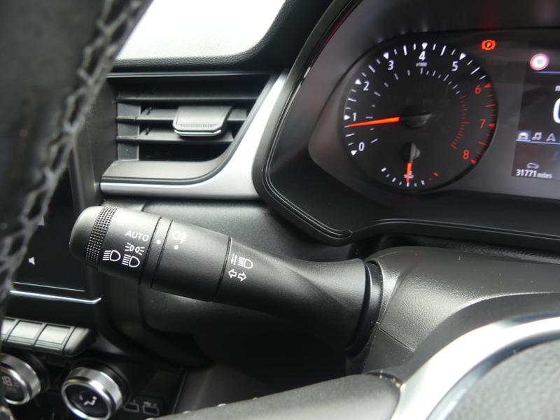 Renault Captur Photo c883dd49-8784-4530-b7ca-3b6409936d9d.jpg