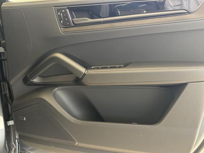 PORSCHE Cayenne Photo 20