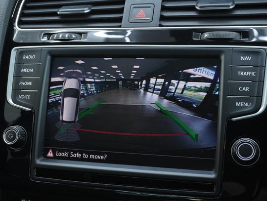 Volkswagen Golf Photo c89cb51f-ede0-4c22-b76b-a0cbef93d8a4.jpg