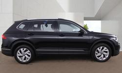 Volkswagen TIGUAN ALLSPACE Photo 1