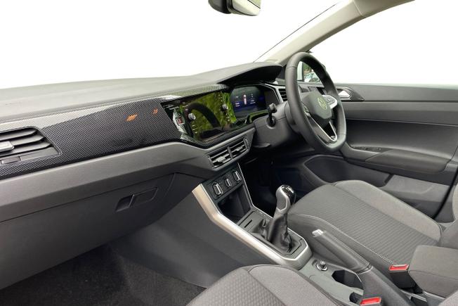 Volkswagen Polo Photo 2