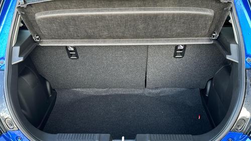 Suzuki Swift Photo c8a0b33e-c3dc-4a69-a12e-7fa47adc4f16.jpg