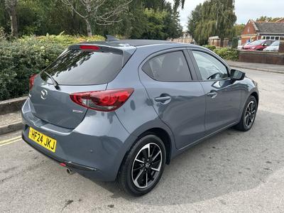 Mazda Mazda2 Photo 2