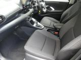 Toyota Yaris Photo 16