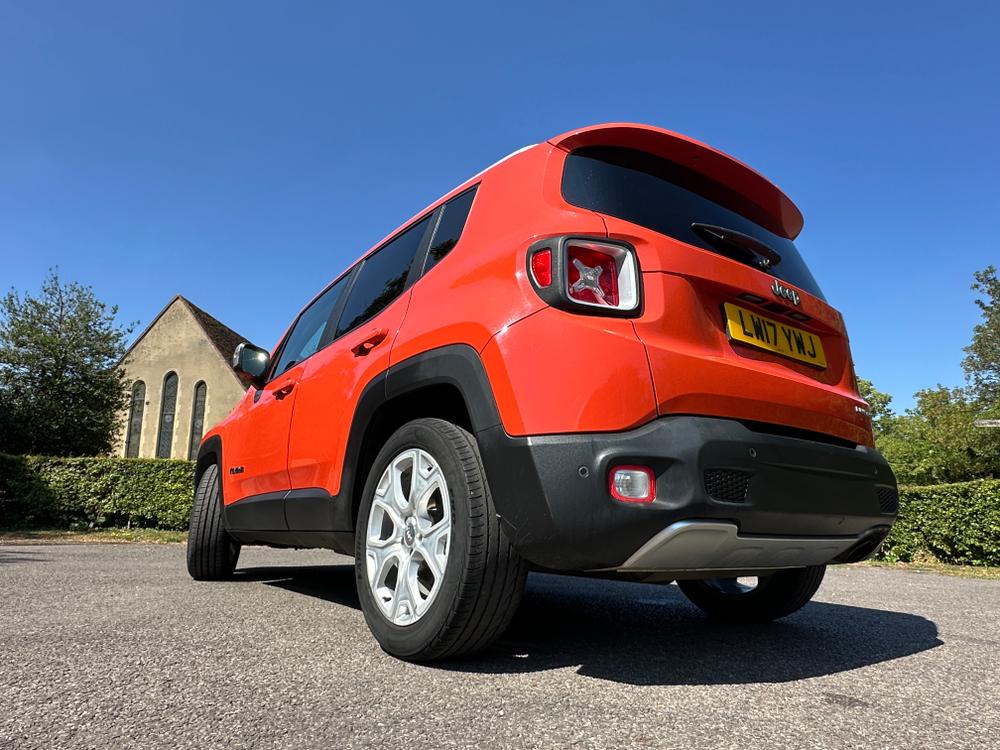 Used Jeep Renegade LW17YWJ 11