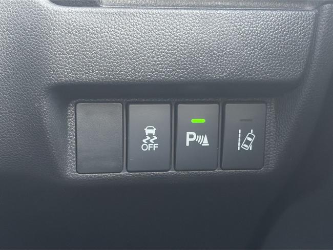 Honda Jazz Photo c8cef1d2-afd3-4052-bcc3-4a7daf3a04bb.jpg