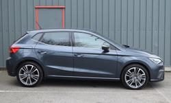 SEAT IBIZA Photo 1