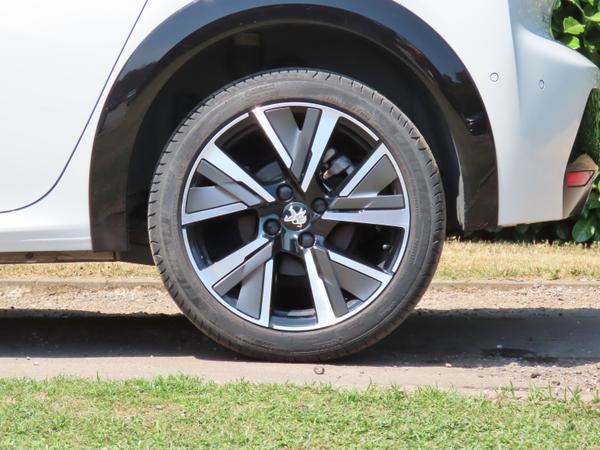 Used Peugeot 208 RV21FZN 8