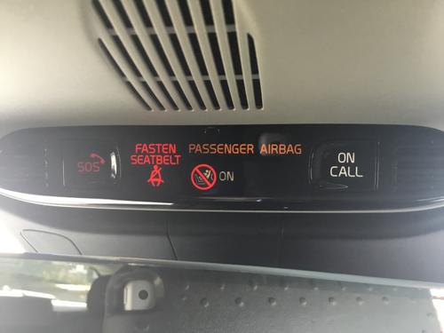 Volvo V60 Cross Country Photo c8d239a3-bf93-40fa-aa8b-8e11bb906d41.JPG