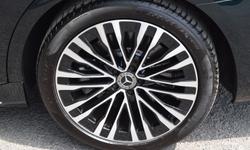 Mercedes-Benz S CLASS Photo 31