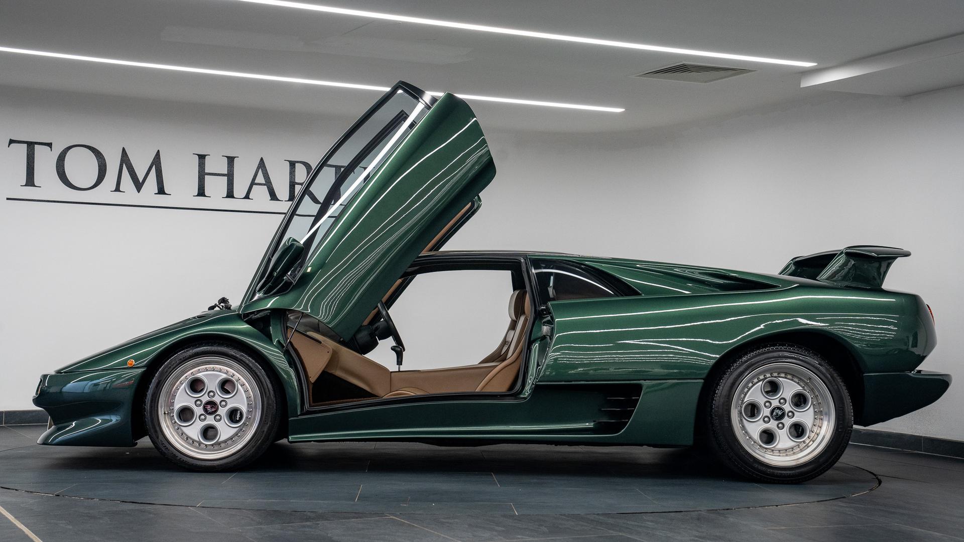 LAMBORGHINI Diablo Photo c8e26e25-bb7d-4c0f-b7e0-0286a48a42d2.jpg