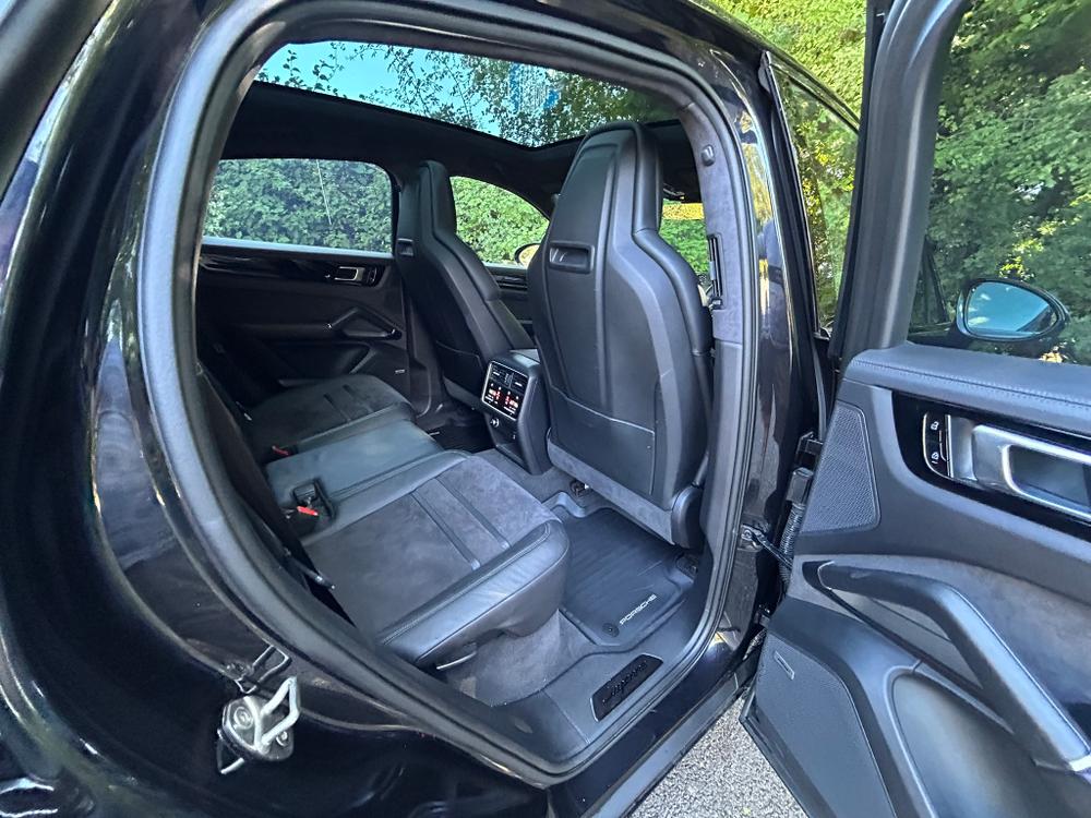 Used Porsche Cayenne FN70DNE 30