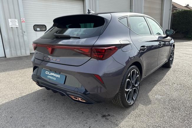 CUPRA Leon Photo 22