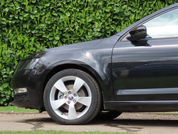 Used Skoda Octavia GJ20VYT 9