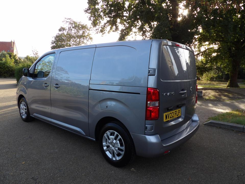 Used Vauxhall Vivaro WV22FLP 6