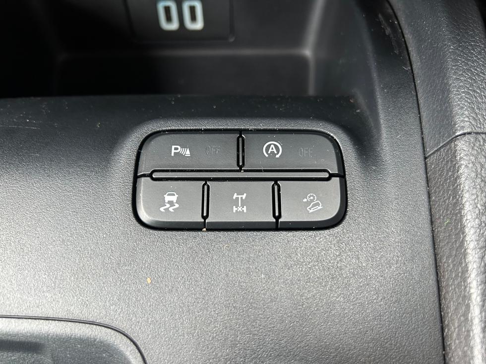 Ford Ranger Photo c90cc1ad-2fff-4a06-aa71-33b1b2a6a07c.jpeg